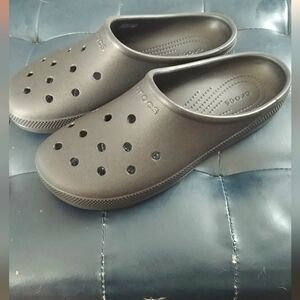 Crocs Unisex Black Comfy Clogs Mens 8/ Women's 10